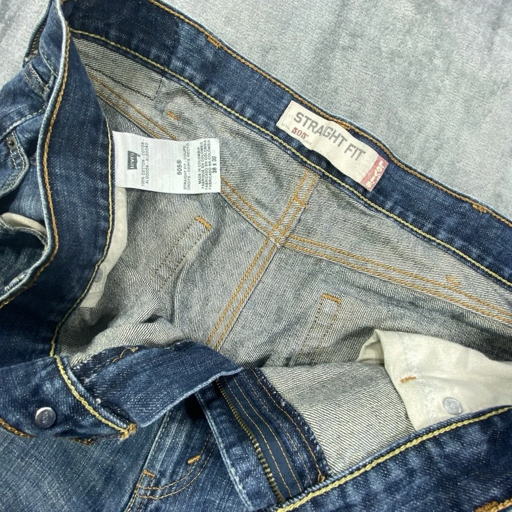 Levis excellent pre